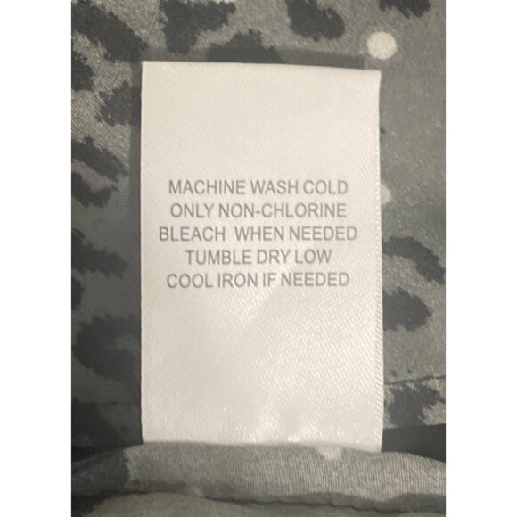 Daniel Rainn Womens Gray & Black Leopard Blouse Long Sleeves Sz SM Animal Lightw - Picture 5 of 5